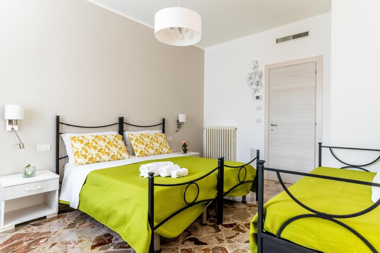 Le Calette Rooms - Puglia Mia Apartments 莫诺波利 外观 照片