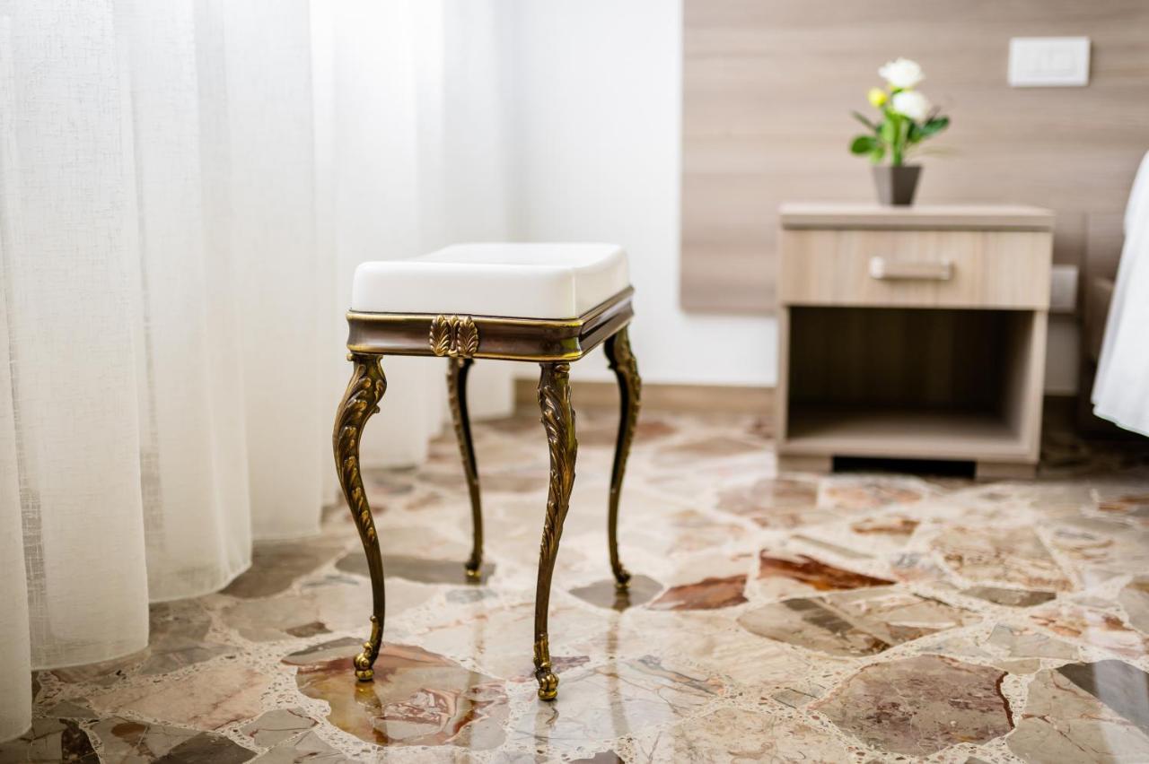 Le Calette Rooms - Puglia Mia Apartments 莫诺波利 外观 照片